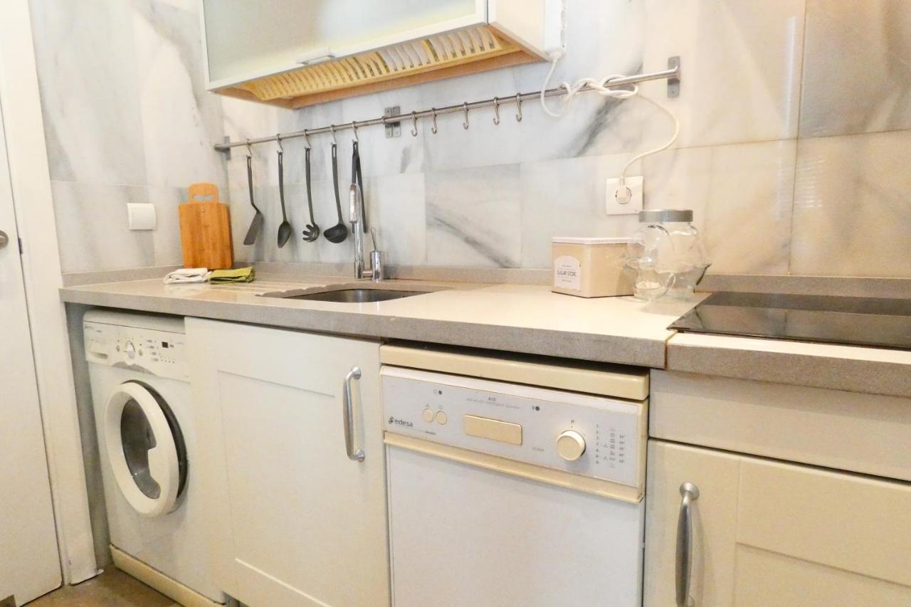 Homeyseville-Luxury Apartment Arenal 6 Pax, Parking Optional Buitenkant foto