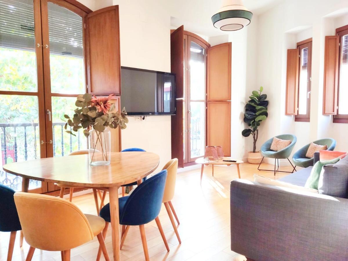 Homeyseville-Luxury Apartment Arenal 6 Pax, Parking Optional Buitenkant foto