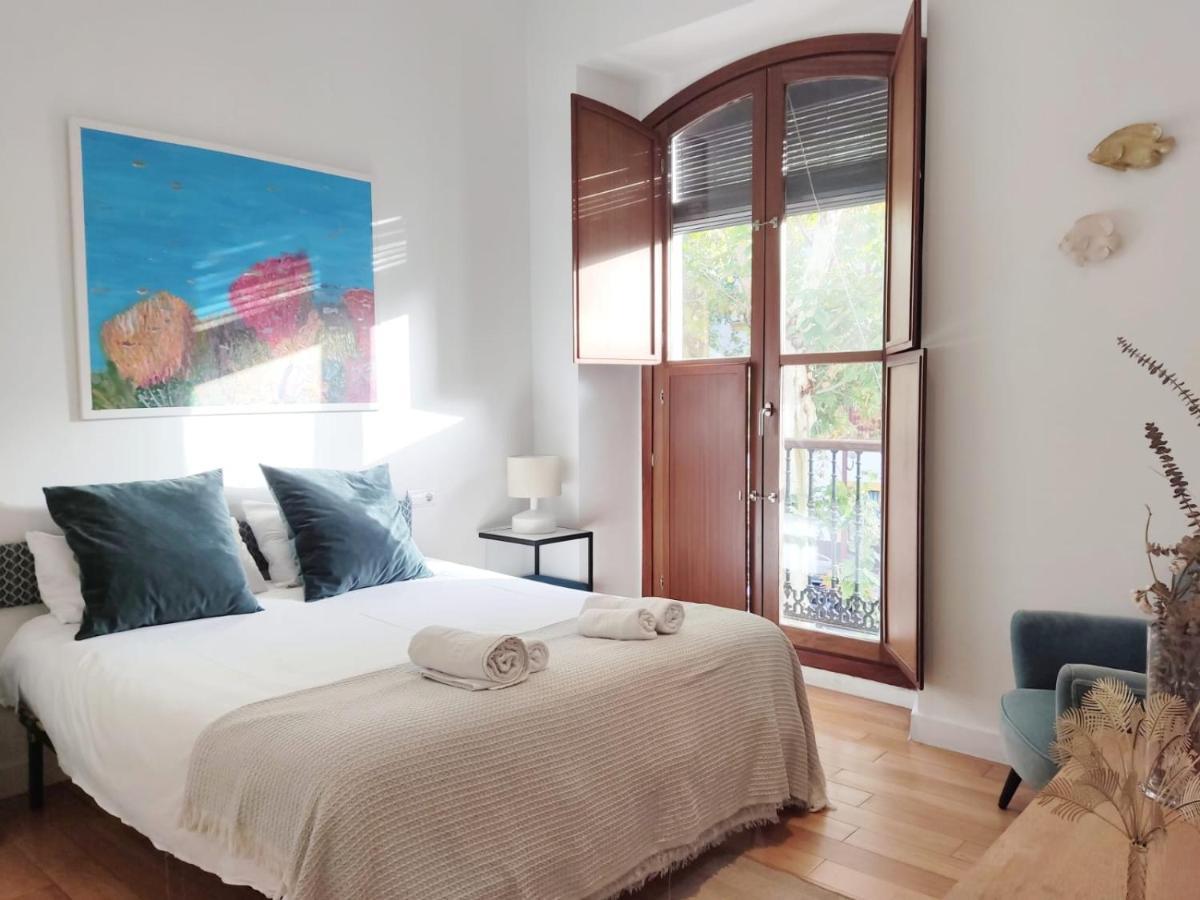 Homeyseville-Luxury Apartment Arenal 6 Pax, Parking Optional Buitenkant foto