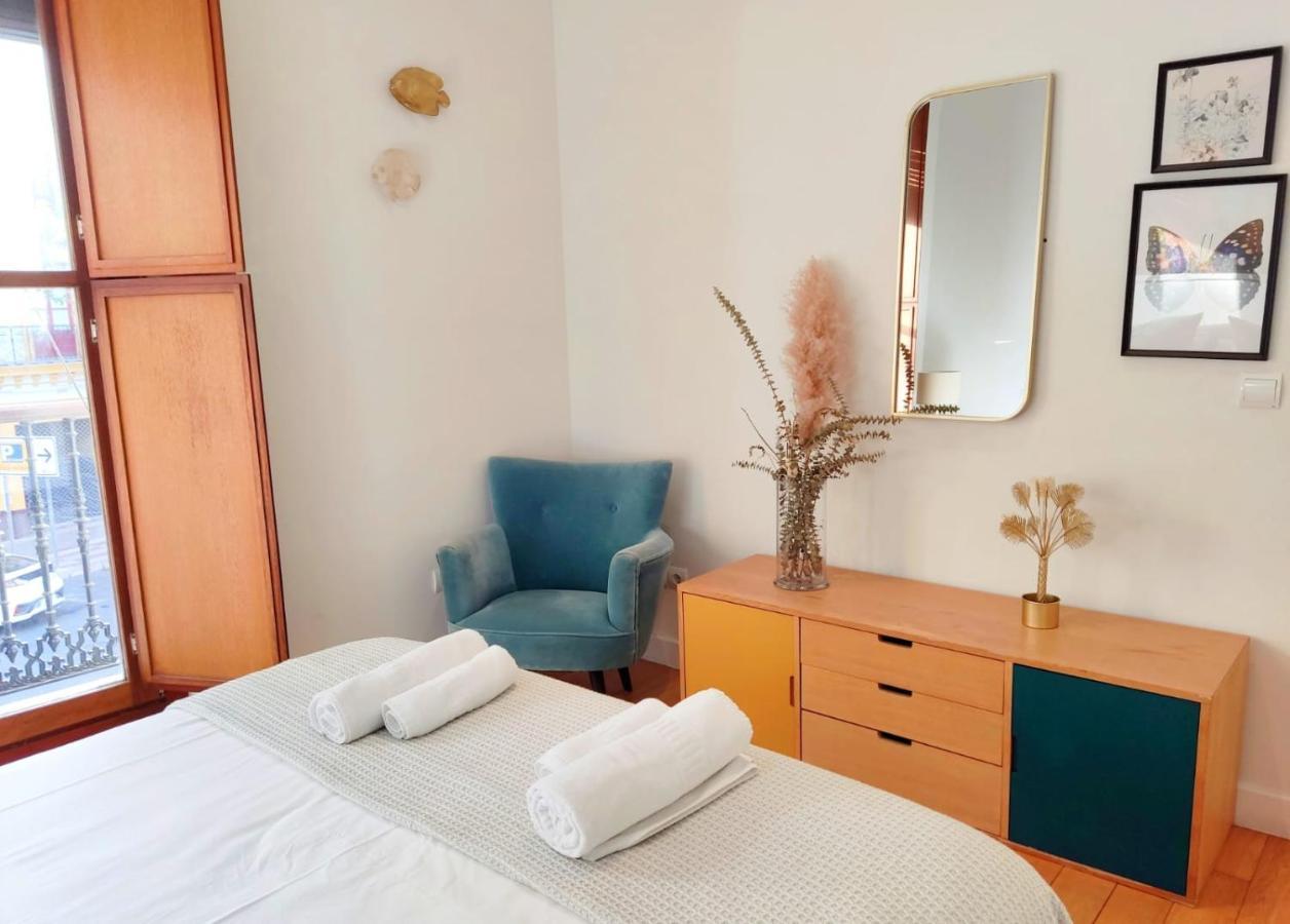 Homeyseville-Luxury Apartment Arenal 6 Pax, Parking Optional Buitenkant foto
